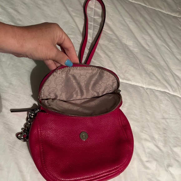 Michael Kors Hot Pink Cross Body - Picture 4 of 7